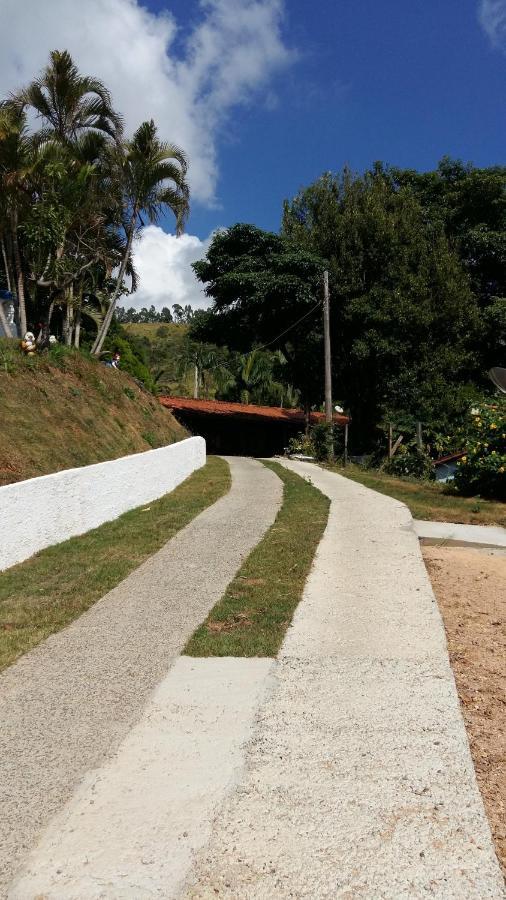 Pousada Desfiladeiro Da Serra Serra Negra  Exterior foto